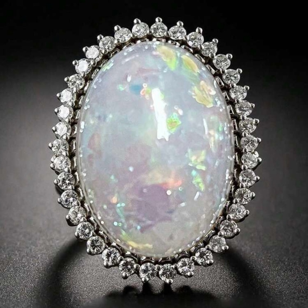 NWOT - Elegant Faux Opal & Cubic Zirconia Halo Ring – Silver, Size 8 💍
